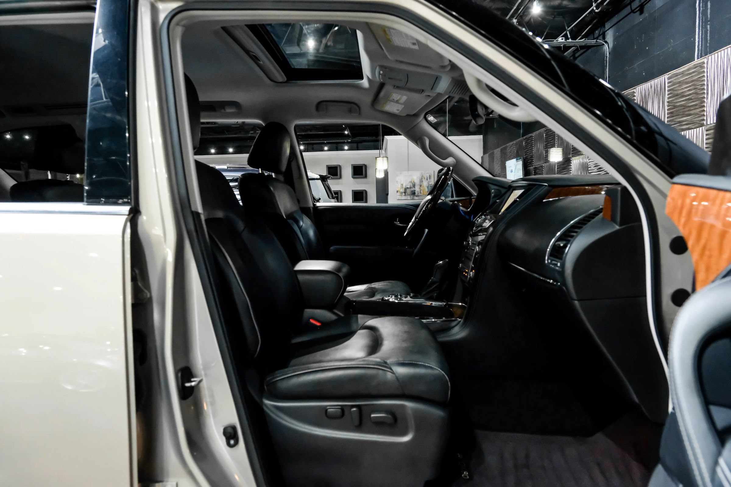 Used 2019 INFINITI QX80 2WD image 31