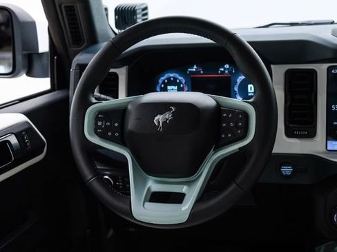 Used 2025 Ford Bronco Heritage Edition image 16