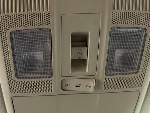 Used 2025 MAZDA CX-5 AWD 2.5 S w/ Preferred Package image 35