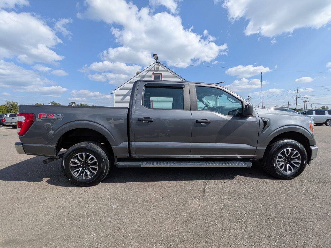 Used 2021 Ford F150 XL w/ FX4 Off-Road Package AWD/4WD image 8