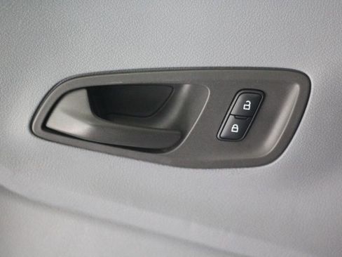 Used 2019 Ford Transit 250 130 Medium Roof RWD image 30