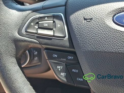 Used 2018 Ford Escape SEL AWD/4WD image 22