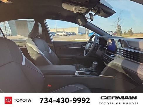 Used 2025 Toyota Camry SE image 20