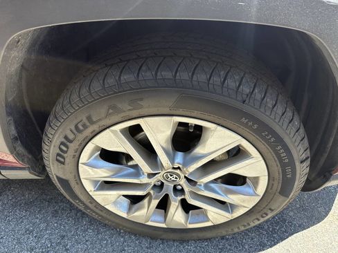 Used 2019 Toyota RAV4 Limited w/ All Weather Liner Package AWD/4WD image 3