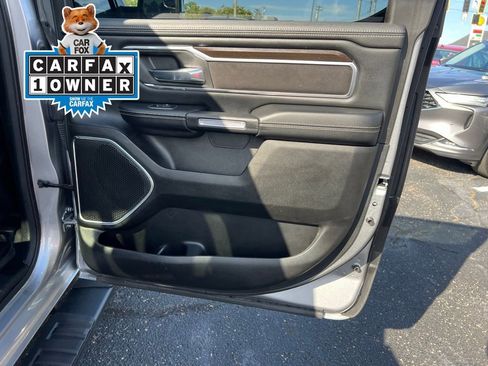 Used 2022 RAM 1500 Laramie AWD/4WD image 29