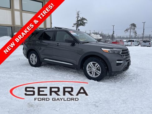 Certified 2020 Ford Explorer XLT w/ Equipment Group 202A image 1