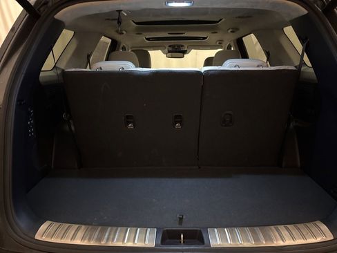 Certified 2022 Hyundai Palisade Calligraphy image 9