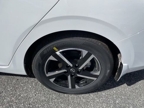 Used 2025 Nissan Sentra SV w/ All-Weather Package image 7