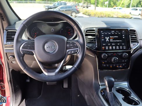 Used 2019 Jeep Grand Cherokee High Altitude RWD image 19