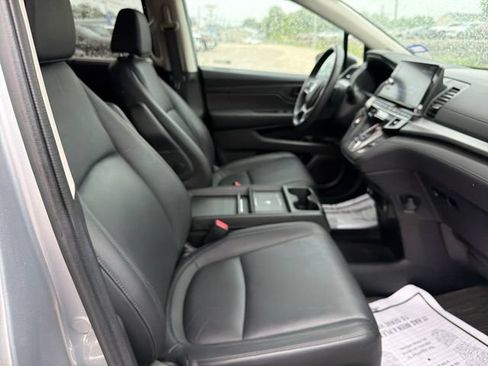Used 2025 Honda Odyssey EX-L image 32