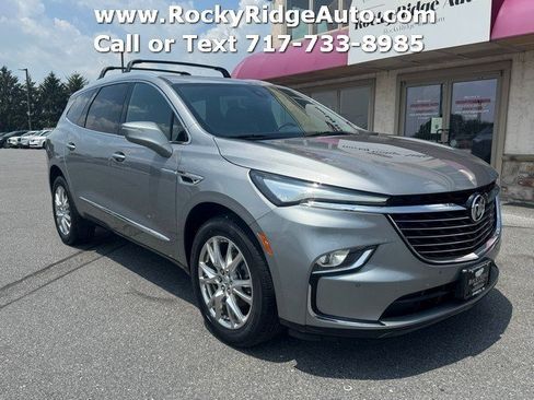 Used 2023 Buick Enclave Essence w/ Experience Buick Package AWD/4WD image 9