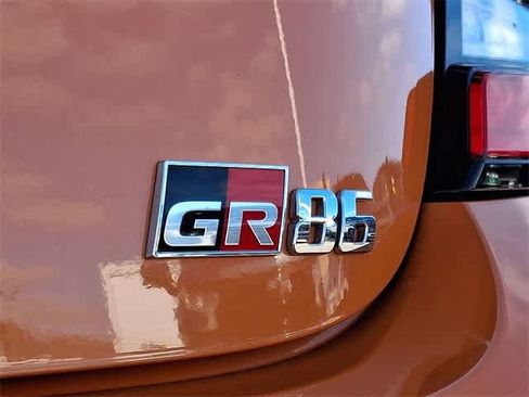 Used 2023 Toyota GR86 10th Anniversary SE image 35