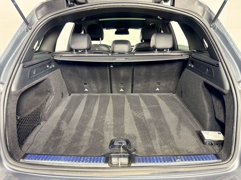 Used 2018 Mercedes-Benz GLC 300 4MATIC w/ Multimedia Package image 32