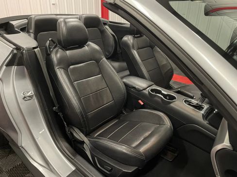 Used 2021 Ford Mustang Premium image 42