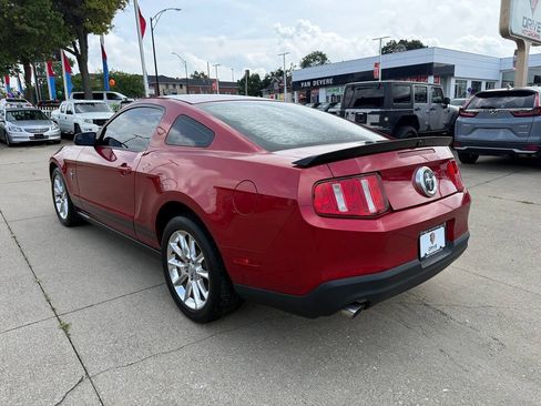 Used 2011 Ford Mustang Premium w/ 202A Rapid Spec Order Code RWD image 4