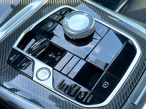 New 2026 BMW X5 M60i w/ Executive Package image 14