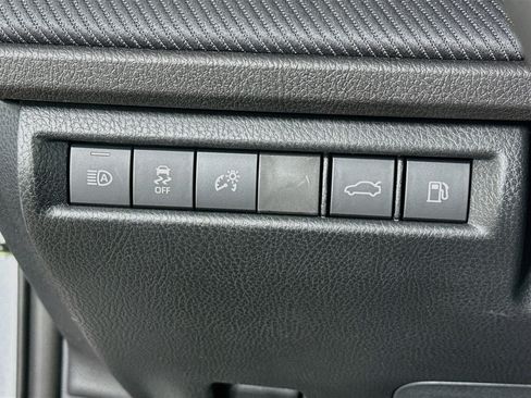 Used 2026 Toyota Camry SE w/ Convenience Package FWD image 17
