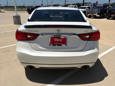 Used 2016 Nissan Maxima SR w/ Interior Lighting Package FWD image 5