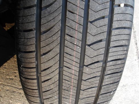 Used 2018 Chevrolet Malibu LT image 39