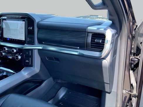 Used 2024 Ford F150 Lariat w/ FX4 Off-Road Package AWD/4WD image 19