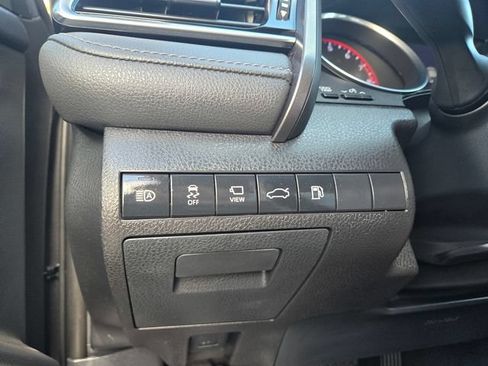 Used 2018 Toyota Camry XSE w/ Driver Assist Package FWD image 19