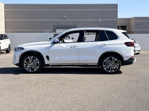 Used 2026 BMW X5 sDrive40i w/ Premium Package RWD image 9
