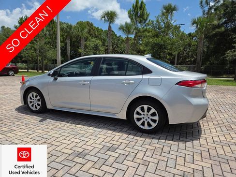 Used 2023 Toyota Corolla LE FWD image 9
