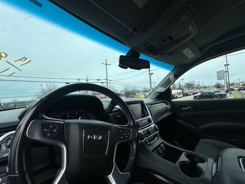 Used 2019 GMC Yukon SLE w/ HD Trailering Package image 15
