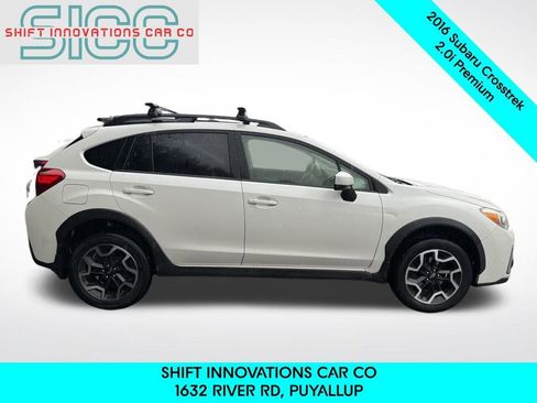 Used 2016 Subaru Crosstrek 2.0i Premium w/ Moonroof Package image 2