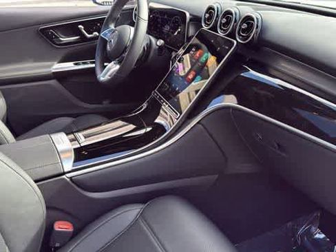 Certified 2026 Mercedes-Benz GLC 300 4MATIC image 34