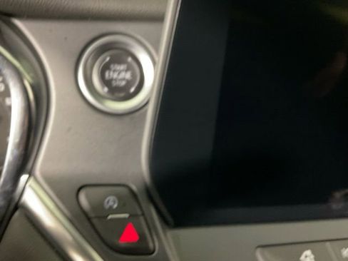 Used 2025 Chevrolet Blazer LT image 23