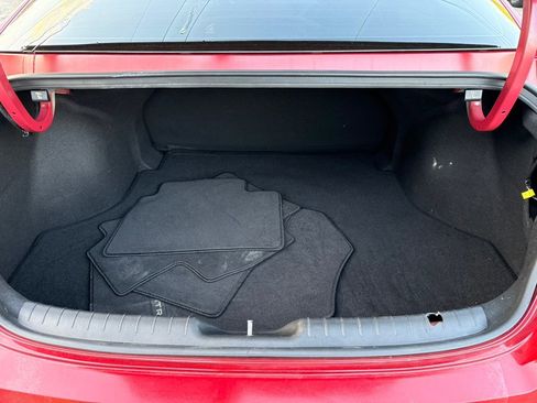 Used 2025 Hyundai Elantra Sport image 11