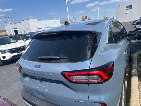 Used 2024 Ford Escape Active AWD/4WD image 5