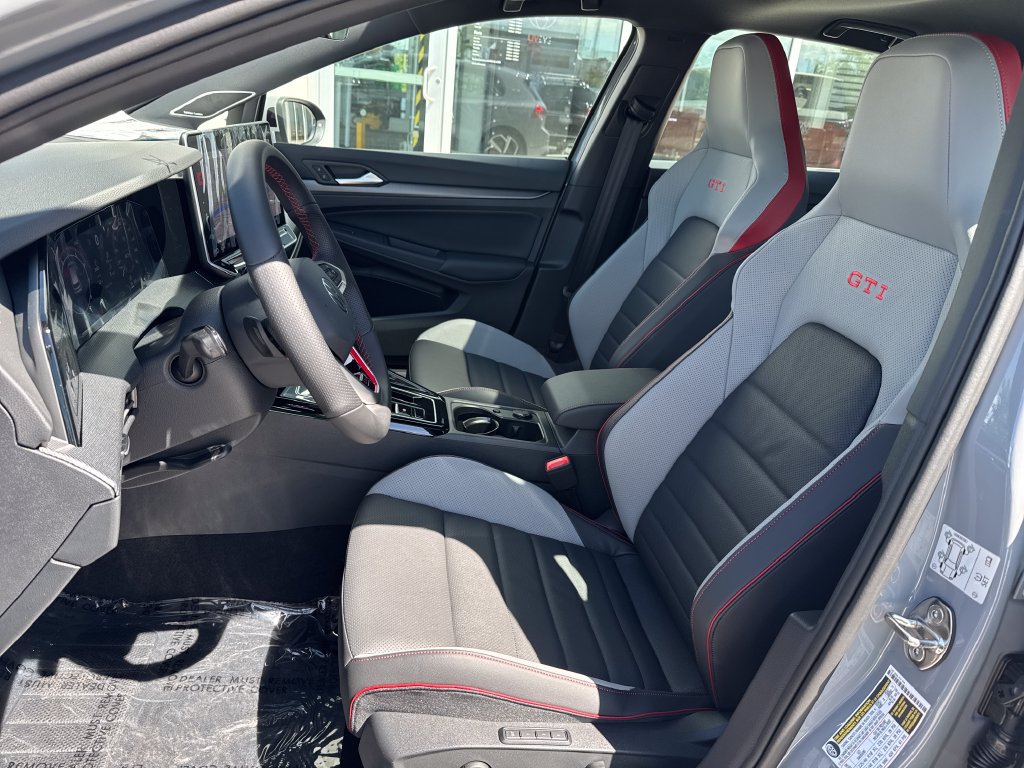 New 2026 Volkswagen GTI SE FWD image 33