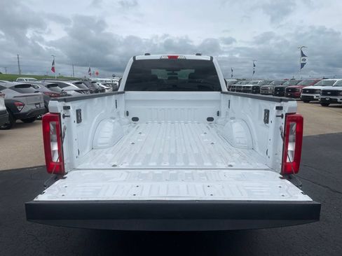 Used 2024 Ford F250 XLT image 34