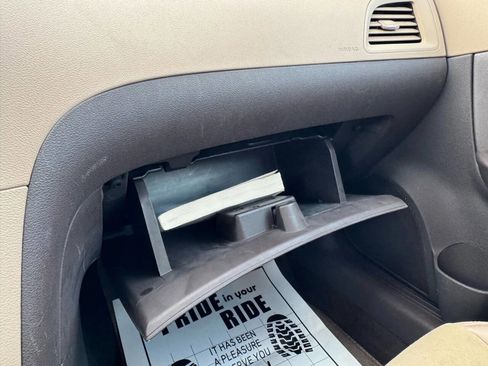 Used 2010 Chevrolet Malibu LT w/ Interface Package image 28