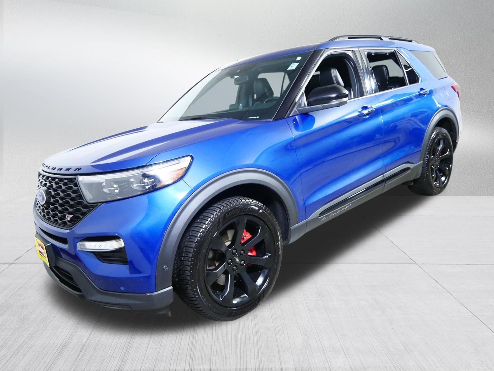 Used 2020 Ford Explorer ST w/ ST Street Pack AWD/4WD image 3
