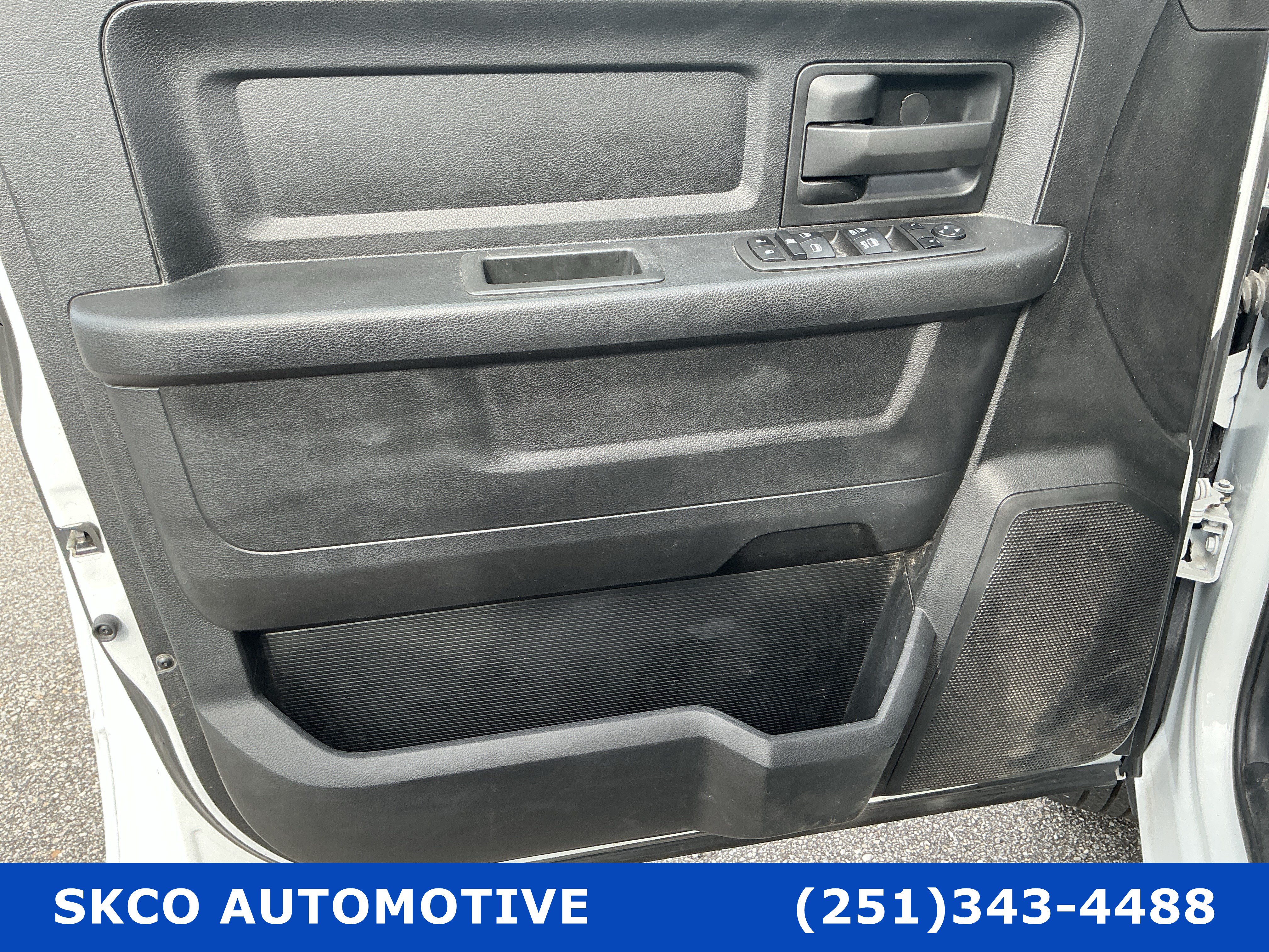 Used 2022 RAM 2500 Tradesman RWD image 12