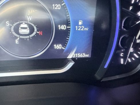 Used 2020 Hyundai Santa Fe Limited image 9