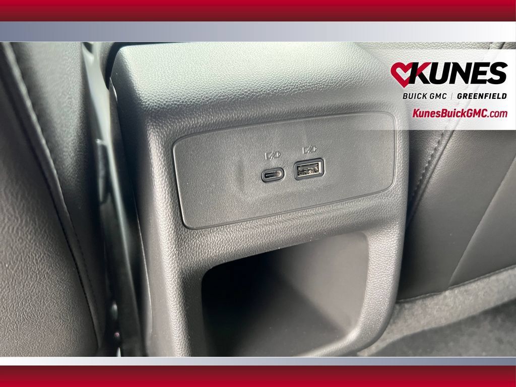 New 2026 Buick Envista Sport Touring w/ Convenience I Package FWD image 35