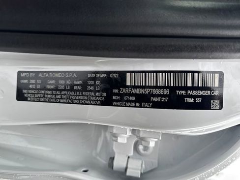 Used 2023 Alfa Romeo Giulia Veloce image 19