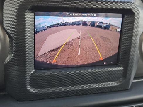 Used 2023 Jeep Wrangler Unlimited Sport image 16