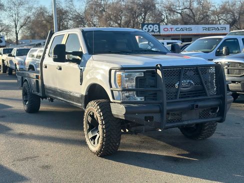 Used 2018 Ford F350 XL w/ Power Equipment Group image 2