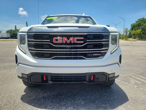 Used 2023 GMC Sierra 1500 AT4 AWD/4WD image 5