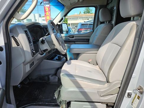 Used 2012 Nissan NV 2500 S RWD image 16