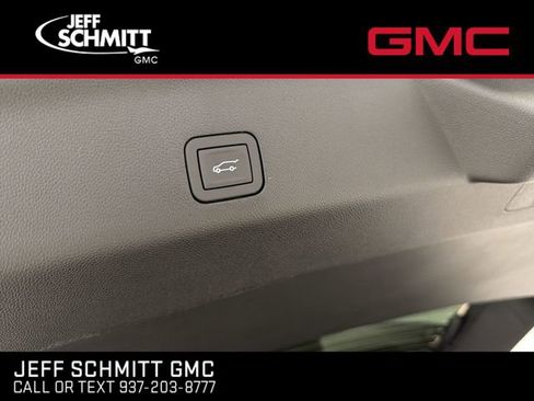 New 2026 GMC Yukon XL Denali Ultimate w/ LPO, Illumination Package image 16