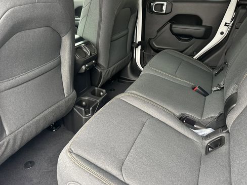 New 2026 Jeep Gladiator Sport image 11