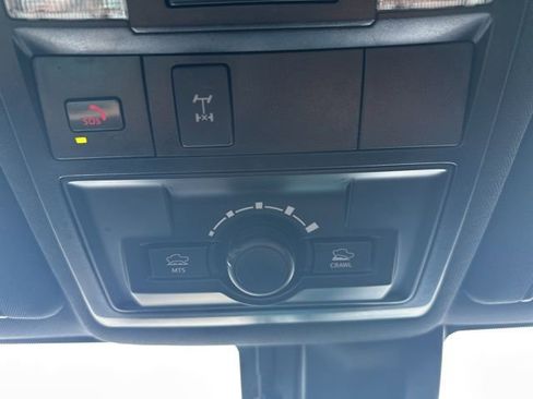 Used 2023 Toyota Tacoma TRD Off-Road image 24