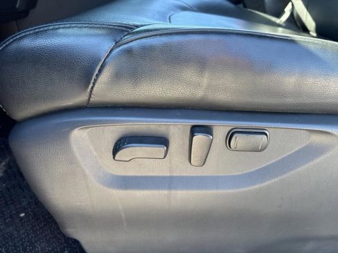 Used 2022 Nissan Armada SL w/ Midnight Edition Package image 29