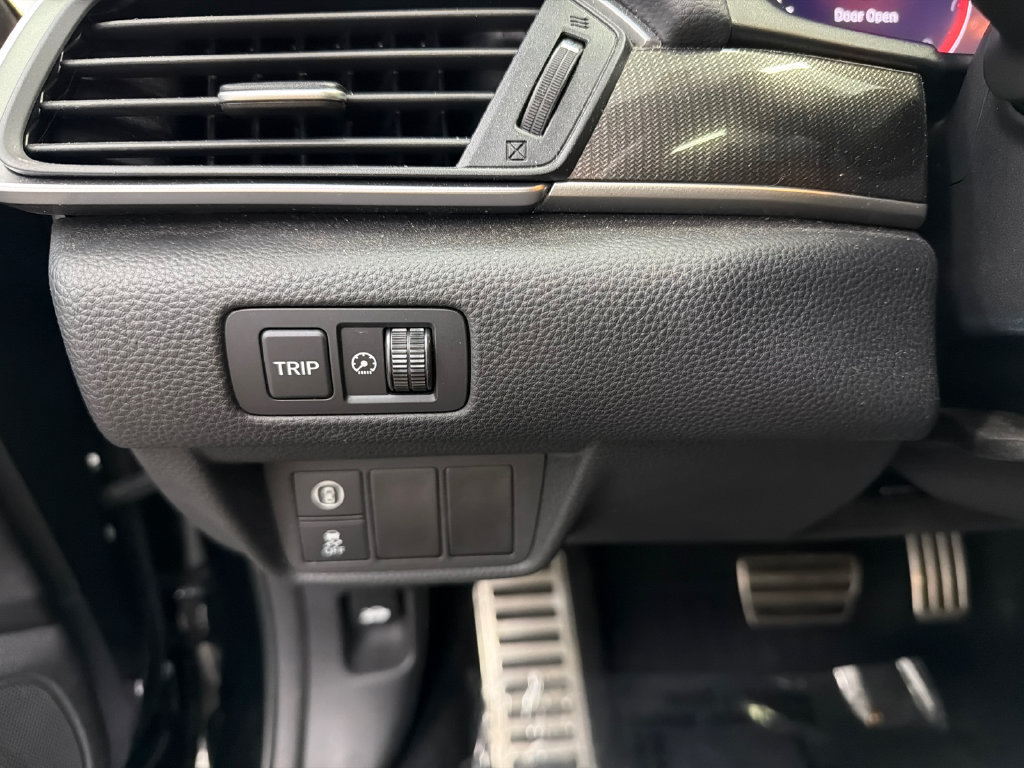Used 2018 Honda Accord Sport image 31
